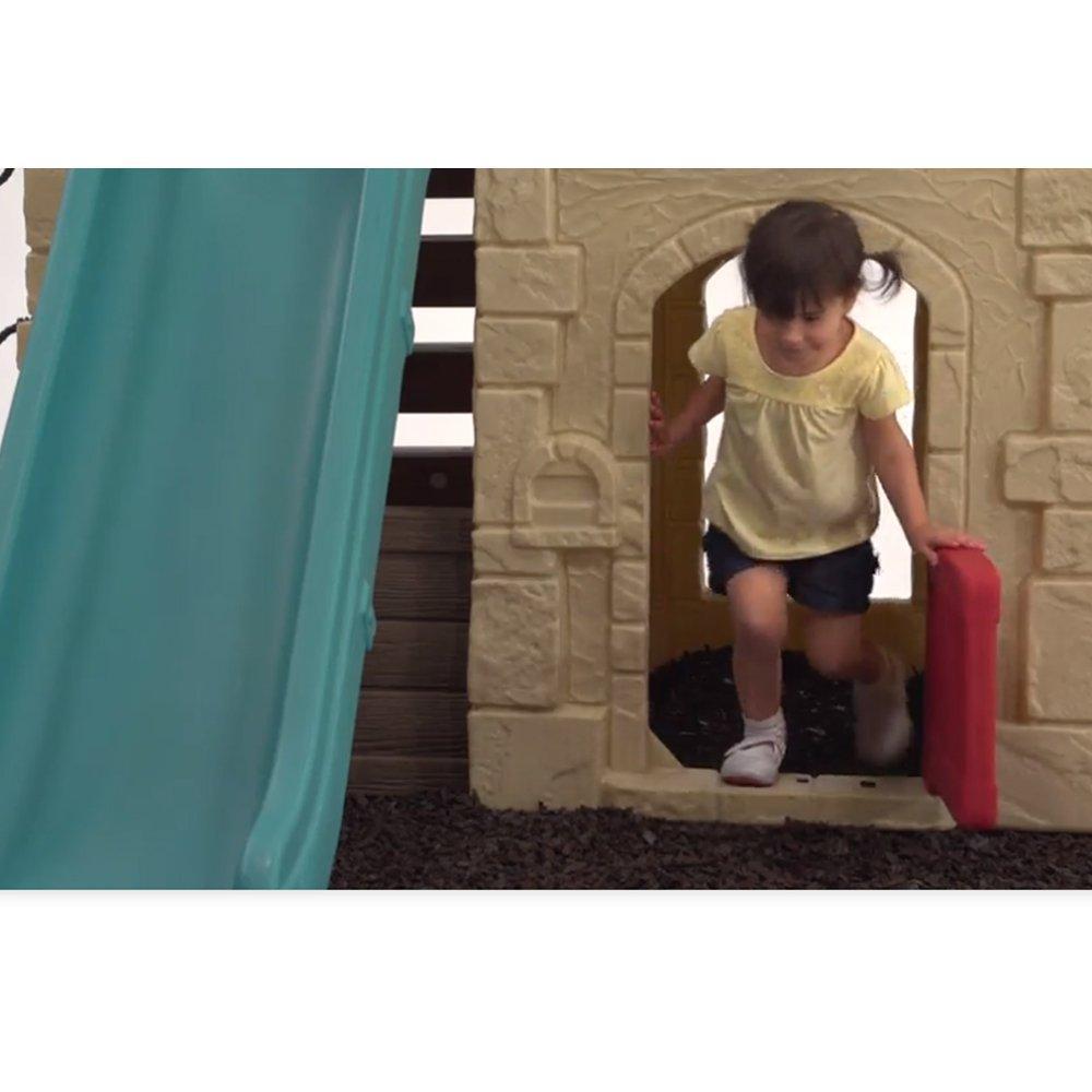 Step2 Naturally Playful Adventure Lodge Play Center with Glider